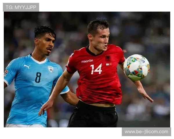 足球比赛中以大比分领先的球员表现如何影响比赛结果与球队战术调整分析